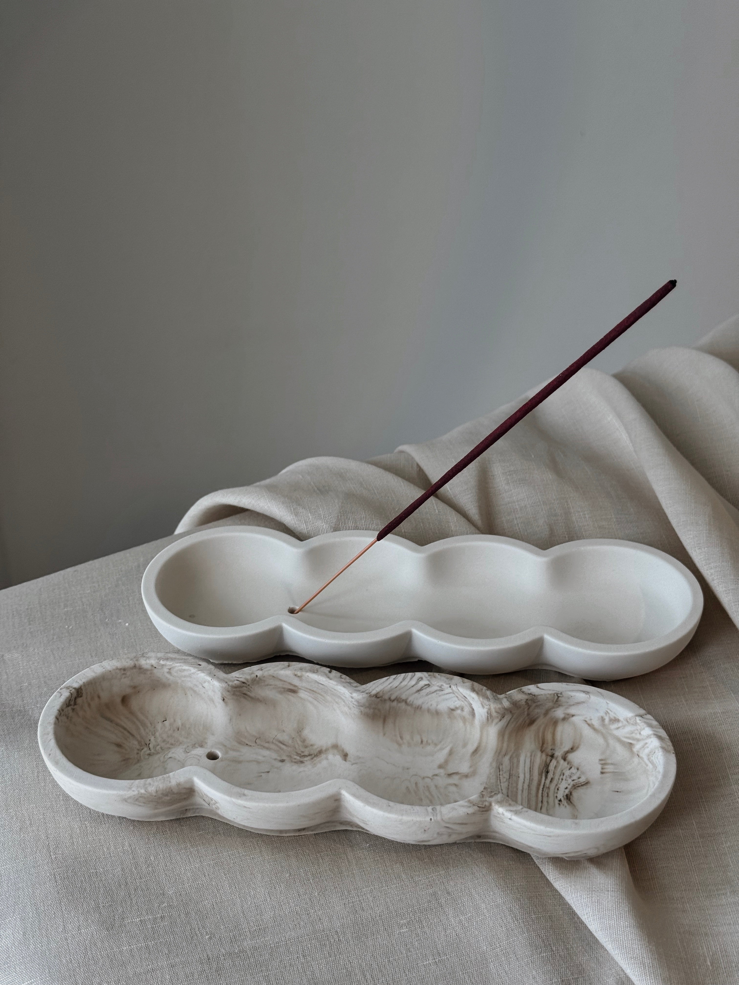 THE CLEO INCENSE HOLDER